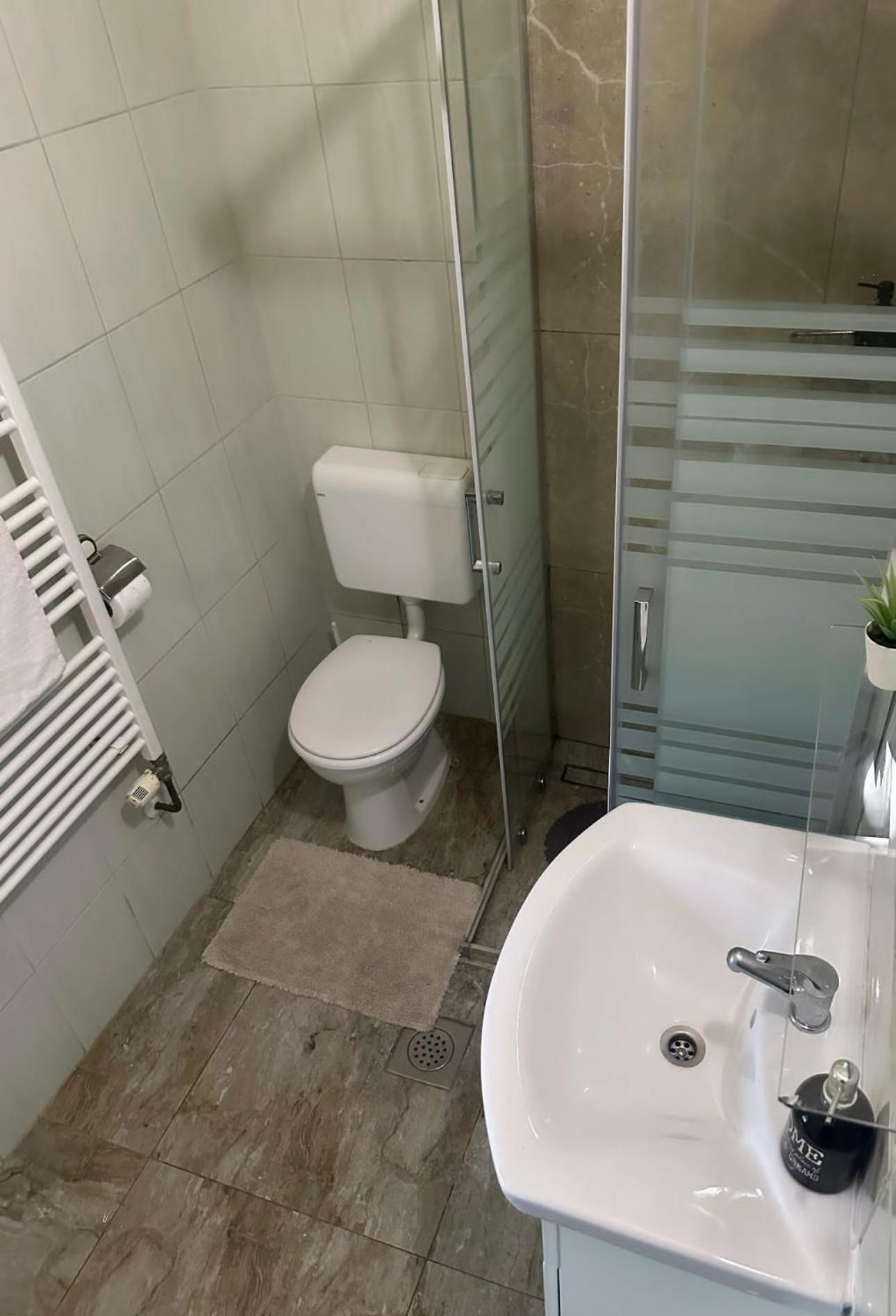 Apartman Petra Zabok Eksteriør billede